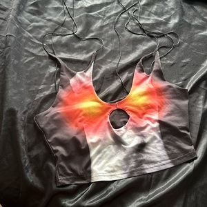 SEXY SLINKY BODY HEAT PATTERN TIE DETAIL TOP